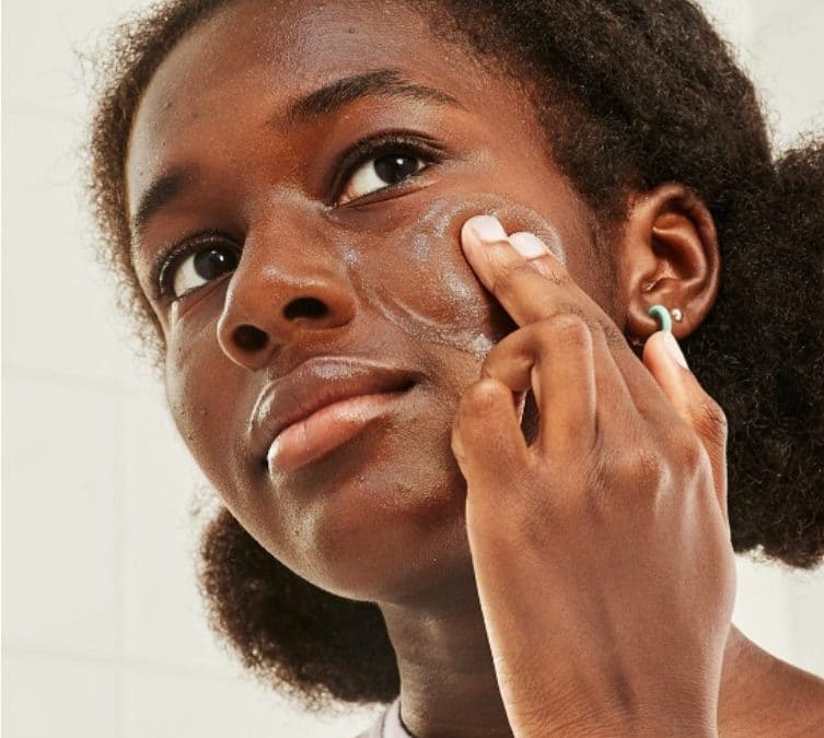 Skin Purging vs. Breakouts – What’s the Difference?